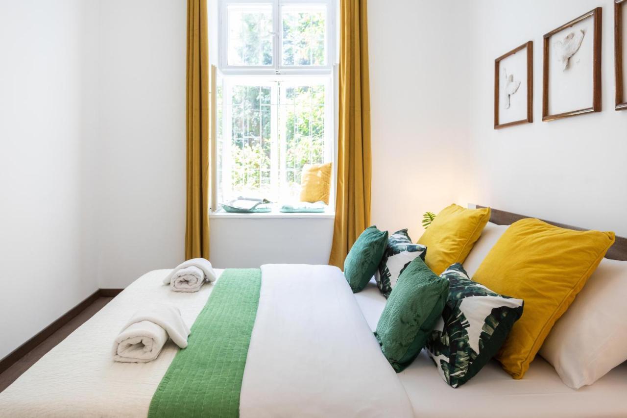 Cozy And Bright 1Bdr Apartment In The City Center! ซาเกร็บ ภายนอก รูปภาพ