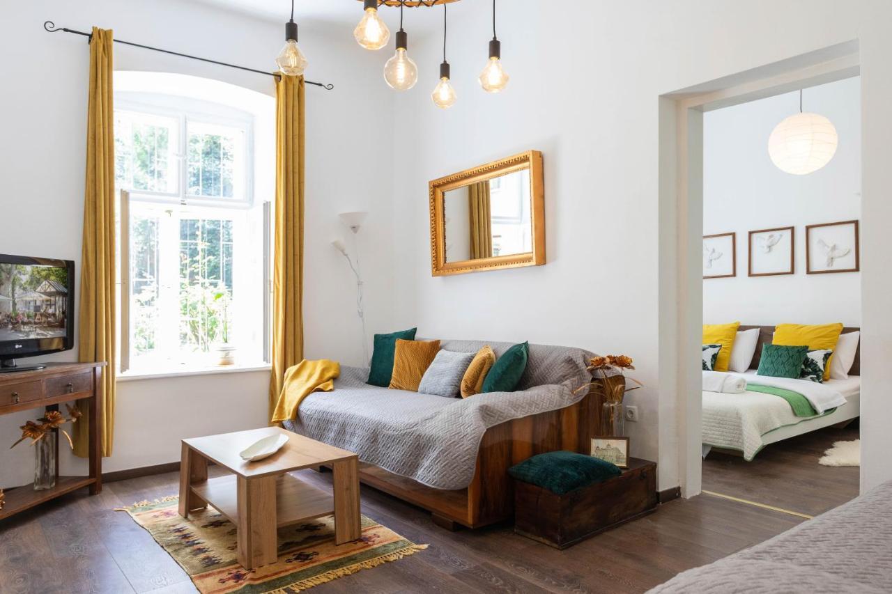 Cozy And Bright 1Bdr Apartment In The City Center! ซาเกร็บ ภายนอก รูปภาพ