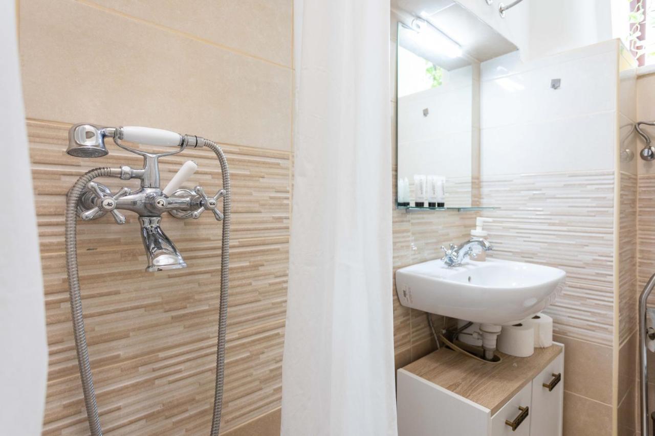 Cozy And Bright 1Bdr Apartment In The City Center! ซาเกร็บ ภายนอก รูปภาพ
